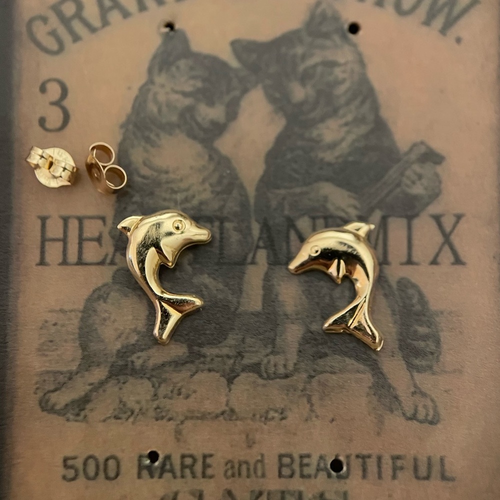 JCM 14kt solid gold jumping dolphins stud earrings vintage designer Jamel